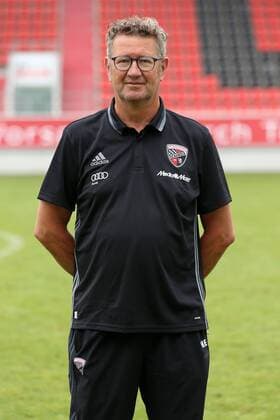 1. Bundesliga - Fußball - GER - FC Ingolstadt 04 - 2016 2017- Porträttermin - Physiotherapeut Hermann Eikam 1. BL - FC Ingolstadt 04 Saison 2016 2017