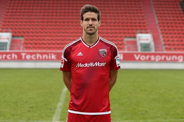 1. Bundesliga - Fußball - GER - FC Ingolstadt 04 - 2016 2017- Porträttermin - Romain Bregerie (18, FCI) 1. BL - FC Ingolstadt 04 Saison 2016 2017