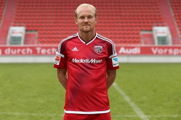 1. Bundesliga - Fußball - GER - FC Ingolstadt 04 - 2016 2017- Porträttermin - Tobias Levels (28, FCI) 1. BL - FC Ingolstadt 04 Saison 2016 2017