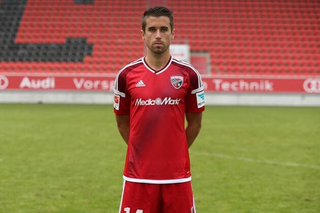 1. Bundesliga - Fußball - GER - FC Ingolstadt 04 - 2016 2017- Porträttermin - Stefan Lex (14, FCI) 1. BL - FC Ingolstadt 04 Saison 2016 2017