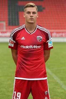 1. Bundesliga - Fußball - GER - FC Ingolstadt 04 - 2016 2017- Porträttermin - Max Christiansen (19, FCI) 1. BL - FC Ingolstadt 04 Saison 2016 2017