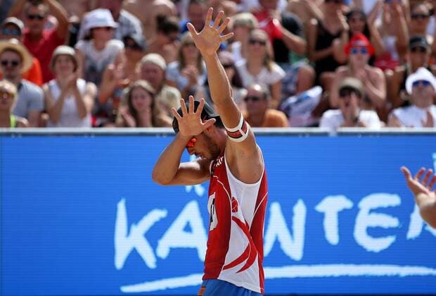 BEACHVOLLEYBALL - A1 Major Klagenfurt 2016 KLAGENFURT,AUSTRIA,28.JUL.16 - Beach volleyball Beachvolleyball - FIVB World Tour 2016, A1 Major Klagenfurt, men. Image shows the rejoicing of Martin Ermacora (AUT). GEPAxpictures xDanielxGoetzhaber