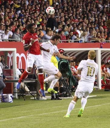July 27, 2016 - Chicao, Illinois, U.S - Bayern Munich Defender DAVID ALABA (27) in action during the first half of the game at Soldier Field. SOCCER 2016: Penalties were needed to break a 3-3 draw between Bayern Munich and AC Milan Wednesday July 27, 2016 at Soldier Field in Chicago, Illinois. AC Milan won the shootout 5-3. - ZUMAl136