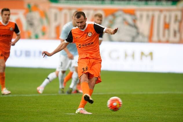 2016.07.28 Lubin Pilka nozna Trzecia runda eliminacji UEFA Liga Europy 2017 sezon 2016 2017 KGHM Zaglebie Lubin - SonderjyskE N z rzut karny (penalty kick) pudlo Filip Starzynski Foto Pawel Andrachiewicz PressFocus 2016.07.28 Lubin Football Third qualifying round UEFA Europa League 2017 season 2016 2017 KGHM Zaglebie Lubin - SonderjyskE rzut karny (penalty kick) pudlo Filip Starzynski Credit: Pawel Andrachiewicz PressFocus NEWSPIX.PL ---  20160728_FA_PA048