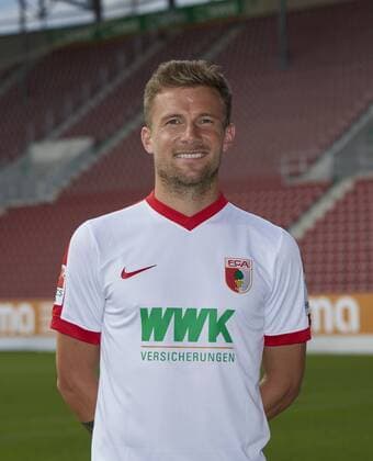 Daniel Baier (FC Augsburg 10) FC Augsburg, Porträttermin 2016 2017,
