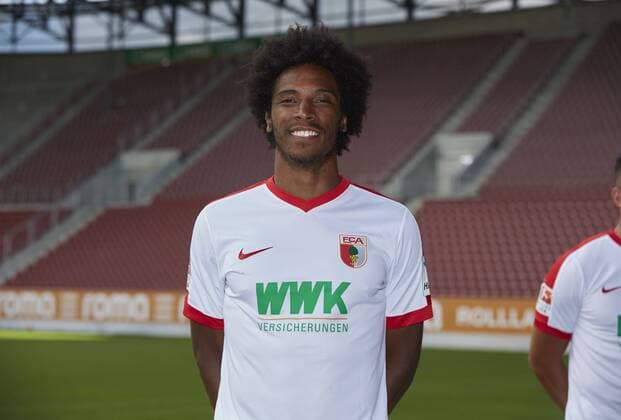Caiuby Francisco da Silva (FC Augsburg 30) FC Augsburg, Porträttermin 2016 2017,