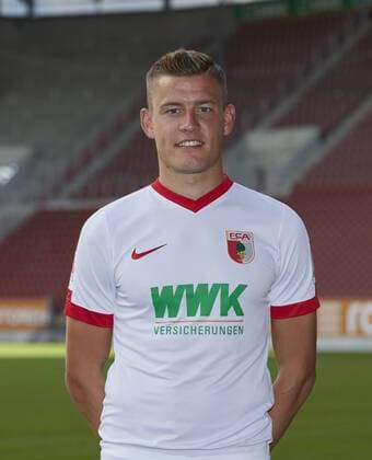 Alfred Finnbogason (FC Augsburg 27) FC Augsburg, Porträttermin 2016 2017,