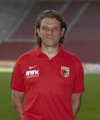 Dr. Andreas Weigel (Mannschaftsarzt FC Augsburg) FC Augsburg, Porträttermin 2016 2017,