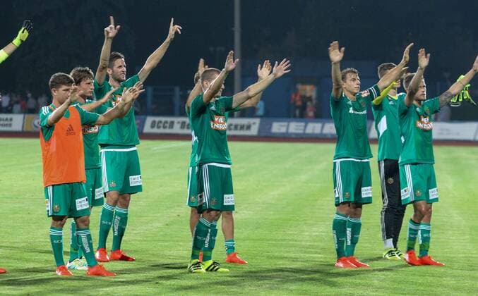 SOCCER - EL quali, Zhodino vs Rapid ZHODZINA,BELARUS,28.JUL.16 - SOCCER - UEFA Europa League, qualification, FC Torpedo Zhodino vs SK Rapid Wien. Image shows the rejoicing of Rapid. Keywords: Wien Energie. GEPAxpictures xMarioxKneisl