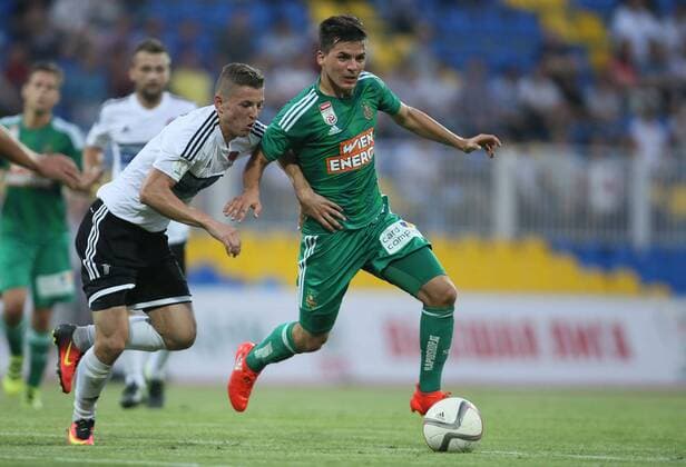 SOCCER - EL quali, Zhodino vs Rapid ZHODZINA,BELARUS,28.JUL.16 - SOCCER - UEFA Europa League, qualification, FC Torpedo Zhodino vs SK Rapid Wien. Image shows Sergiy Shapoval (Schodsina) and Thomas Murg (Rapid). Keywords: Wien Energie. GEPAxpictures xMarioxKneisl