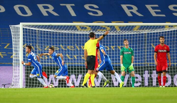 SOCCER - EL quali, Admira vs Liberec MARIA ENZERSDORF,AUSTRIA,28.JUL.16 - SOCCER - UEFA Europa League, qualification, FC Admira Wacker Moedling vs FC Slovan Liberec. Image shows the rejoicing of Liberec. GEPAxpictures xCh.xKelemen