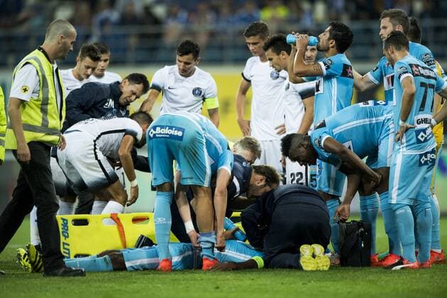 Viitorul s Bogdan Tiru and Gent s Renato Neto lies injured on the ground during the first leg match of the third qualifying round between Belgian first league soccer team KAA Gent and Romania s FC Viitorul Constanta in the Europa League competition, on Thursday 28 July 2016, in Gent. JASPERxJACOBS  x04900018x