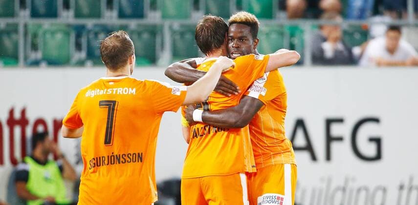 28.07.2016 Kybunpark St Gallen , SCHWEIZ , Saison 2016 2017 Herren Fussball Europa League Grasshopper Club Zürich - Apollon Limassol (CYP) Jubel bei Runar Mar Sigurjonsson , Kim Källström und Ridge Munsy (Grasshopper) 