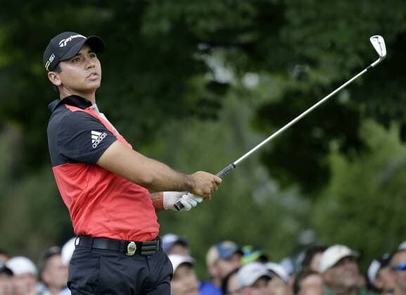 Jason Day of Australia hits his tee shot on the 4th hole in the second round at the PGA Golf Herren Championship at Baltusrol Golf Club in Springfield, New Jersey on July 29, 2016.  PGA20160729116 JOHNxANGELILLO