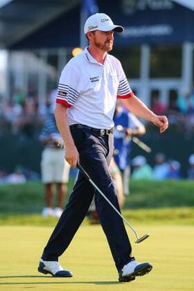 29 JUL 2016: Jimmy Walker on the 18th Green during the second round of the 98th PGA Golf Herren Championship played at Baltusrol Golf Club in Springfield,NJ.(Photo by Rich Graessle Icon Sportswire) GOLF: JUL 29 PGA - PGA Championship - Second Round Icon07291619662016 EDITORIAL USE ONLY