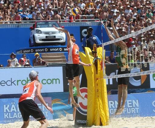 Beachvolleyball. Beach volleyball Beachvolleyball Major Series. Alexander BROUWER, Robert MEEUWSEN (NED). Klagenfurt, 30.7.2016.