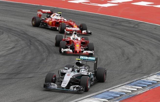 Motorsports: FIA Formula One World Championship WM Weltmeisterschaft 2016, Grand Prix of Germany, 6 Nico Rosberg (GER, Mercedes AMG Petronas Formula One Team), 5 Sebastian Vettel (GER, Scuderia Ferrari), 7 Kimi Raikkonen (FIN, Scuderia Ferrari), xHOCHxZWEIx
