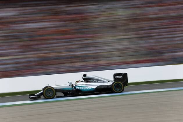 Motorsports: FIA Formula One World Championship WM Weltmeisterschaft 2016, Grand Prix of Germany, 44 Lewis Hamilton (GBR, Mercedes AMG Petronas Formula One Team), xHOCHxZWEIx