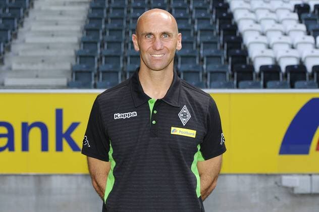Porträt: Fußball, GER, 1. BL, Bundesliga, Porträttermin 2016 2017, Borussia Mönchengladbach: Trainer Andre Schubert (Gladbach). Einzelbild, Portrait, Porträt.