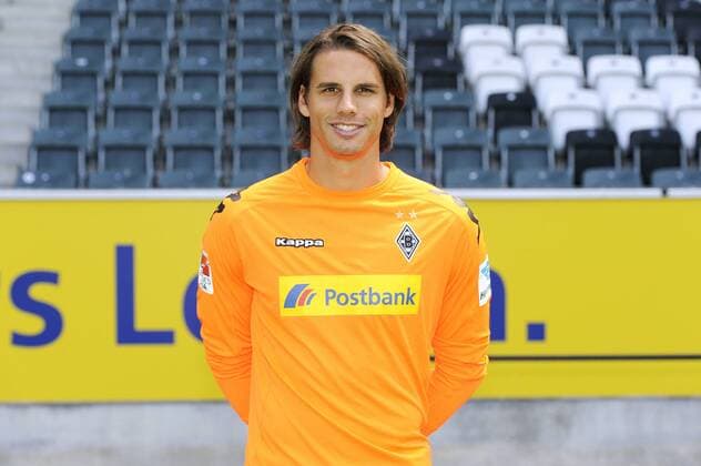 Porträt: Fußball, GER, 1. BL, Bundesliga, Porträttermin 2016 2017, Borussia Mönchengladbach: Yann Sommer (Gladbach). Einzelbild, Portrait, Porträt.
