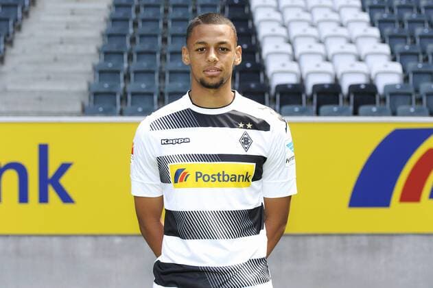 Porträt: Fußball, GER, 1. BL, Bundesliga, Porträttermin 2016 2017, Borussia Mönchengladbach: Djibril Sow (Gladbach). Einzelbild, Portrait, Porträt.
