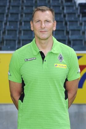 Porträt: Fußball, GER, 1. BL, Bundesliga, Porträttermin 2016 2017, Borussia Mönchengladbach: Physiotherapeut Dirk Müller (Gladbach). Einzelbild, Portrait, Porträt.