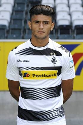 Porträt: Fußball, GER, 1. BL, Bundesliga, Porträttermin 2016 2017, Borussia Mönchengladbach: Mahmoud Dahoud (Gladbach). Einzelbild, Portrait, Porträt.