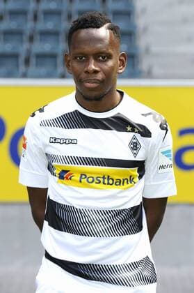 Porträt: Fußball, GER, 1. BL, Bundesliga, Porträttermin 2016 2017, Borussia Mönchengladbach: Ibrahima Traore (Gladbach). Einzelbild, Portrait, Porträt.