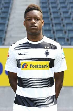 Porträt: Fußball, GER, 1. BL, Bundesliga, Porträttermin 2016 2017, Borussia Mönchengladbach: Tsiy William Ndenge (Gladbach). Einzelbild, Portrait, Porträt.