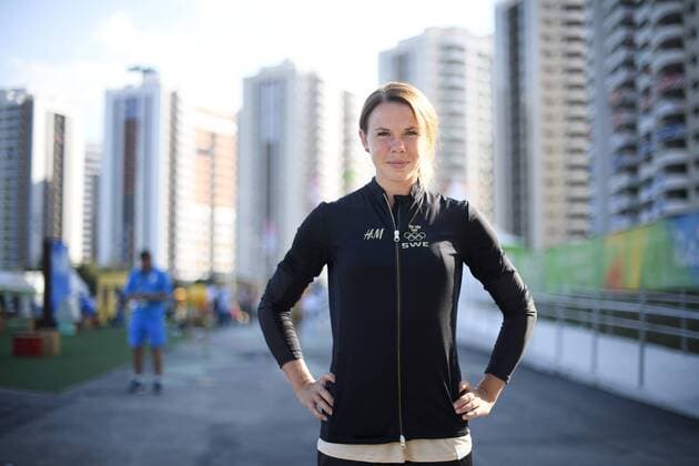 Rio 2016, Fußball, Shooting mit schwedischem Damen-Team 160801 Sveriges Jessica Samuelsson poserar för ett porträtt pa en pressträff med det svenska damlandslaget i fotboll den 1 augusti 2016 under OS i Rio de Janeiro.  Copyright: CARLxSANDIN BB160801CS018