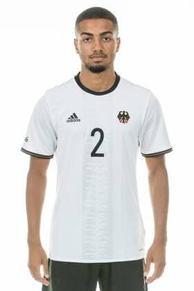 02.08.2016, xfux, Fussball, Deutschland DFB Olympiateam Fototermin, emspor emonline, v.l. Jeremy Toljan Neu-Isenburg