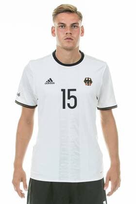 02.08.2016, xfux, Fussball, Deutschland DFB Olympiateam Fototermin, emspor emonline, v.l. Max Christiansen Neu-Isenburg
