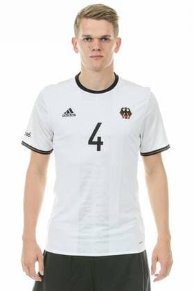 02.08.2016, xfux, Fussball, Deutschland DFB Olympiateam Fototermin, emspor emonline, v.l. Matthias Ginter Neu-Isenburg