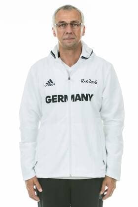 02.08.2016, xfux, Fussball, Deutschland DFB Olympiateam Fototermin, emspor emonline, v.l. Winfried Otto Portrait Neu-Isenburg