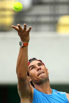 Spanish tennis player Rafa Nadal is seen during a training session at the Tennis Center in Rio de Janeiro, Brazil, on 03 August 2016. Rio 2016 Olympic Games Olympische Spiele Olympia OS take place from 05 to 21 August. EFE Jose Mendez RAFA NADAL TRAINING SESSION !ACHTUNG: NUR REDAKTIONELLE NUTZUNG!  20160803-636058456970701504