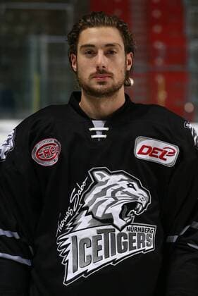 03.08.2016 - Eishockey - Saison 2016 2017 - DEL - Thomas Sabo Icetigers Ice Tigers Nürnberg - Mannschaftsfoto - MaWi - Jesse Blacker (9, Thomas Sabo Ice Tigers Nürnberg) Einzelbild