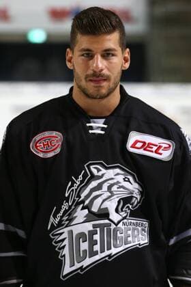 03.08.2016 - Eishockey - Saison 2016 2017 - DEL - Thomas Sabo Icetigers Ice Tigers Nürnberg - Mannschaftsfoto - MaWi - Yasin Ehliz (42, Thomas Sabo Ice Tigers Nürnberg) Einzelbild