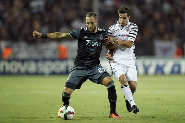 (L-R) Nemanja Gudelj of Ajax, Charis Charisis of PAOK FC, during the UEFA Champions League third round qualifying second leg match between PAOK and Ajax Amsterdam on August 3, 2016 at the Stadio Toumba in Salonika, Greece. PAOK v Ajax UEFA Champions League third round 2016 2017 xVIxxIVx 5930330