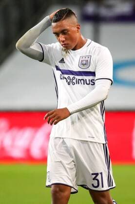 Anderlecht s Youri Tielemans looks dejected after the return leg of the third qualification round for the Champions League competition between Belgian first league soccer team RSC Anderlecht and Russian team FC Rostov in Brussels, Wednesday 03 August 2016. The first leg ended in a 2-2 draw. VIRGINIExLEFOUR  x04903132x