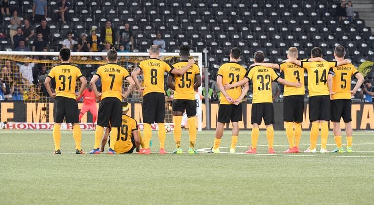 03.08.16 Bern,Schweiz Fussball Herren Champions League Qualifikation BSC Young Boys - Schachtar Donezk Bild zeigt YB r beim Elfmeterschiessen Aktion Zweikampf 