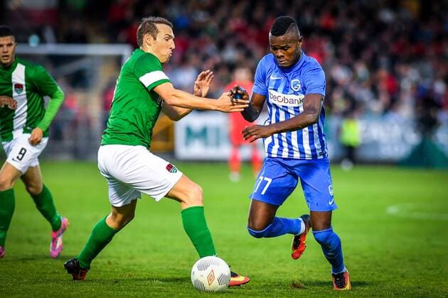Genk s Mwbana Ally Samatta fight for the ball during a soccer game between Ireland s Cork City F.C. and Belgium s KRC Genk, in Cork, Ireland, Thursday 04 August 2016, the return leg of the third qualifying round in the Europa League competition. The first leg ended in a 1-0 Genk victory. LUCxCLAESSEN  x04903690x