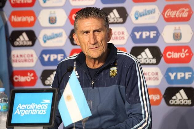 Fußball, Nationalteam Argentinien PK New coach of the Argentinian soccer team Edgardo Bauza delivers a presser during his official presentation at the Association of Argentinian Soccer in Buenos Aires, Argentina, 5 August 2016. Bauza stated he dreams of being champion with Argentina . EFE Sebastian Meresman NEW COACH OF ARGENTINA DELIVERS A PRESSER !ACHTUNG: NUR REDAKTIONELLE NUTZUNG!  BAS001 20160805-636060372347838213