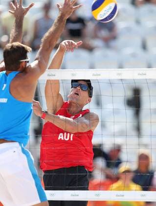 OLYMPICS - Olympic Summer Games 2016 RIO DE JANEIRO,BRAZIL,06.AUG.16 - OLYMPICS, Beach volleyball Beachvolleyball - Olympic Summer Games Rio 2016, preliminary round, men. Image shows Alexander Horst (AUT) and Alex Ranghieri (ITA). GEPAxpictures xHaraldxSteiner