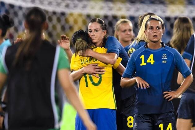 Rio 2016, Fußball, Damen, Brasilien - Schweden 160806 SWE Lotta Schelin Brasilien s Marta FUSSBALL Brasilien vs Schweden Nationateam 6 august 2016 OS i Rio de Janeiro.  Copyright: CARLxSANDIN BB160806CS118