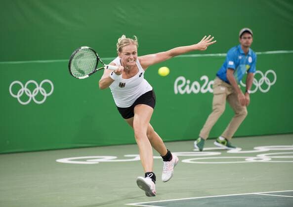 Anna-Lena GROENEFELD, Grönefeld, GER, Aktion, Tennis Doppel der Frauen, Women s Doubles First Round KASATKINA Daria KUZNETSOVA Svetlana, RUS vs GROENEFELD Anna-Lena SIEGEMUND Laura, GER 2:0 am 06.08.2016 Olympische Sommerspiele 2016, vom 05.08. - 21.08.2016 in Rio de Janeiro Brasilien.