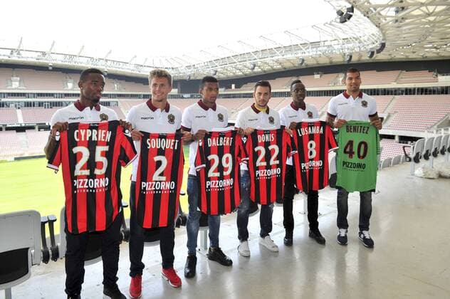 Fußball, OGC Nizza präsentiert Neuzugänge Walter Benitez - Arnaud Lusamba - Wylan Cyprien - Arnaud Souquet - Dalbert Henrique - Anastasios Donis FOOTBALL : Neuzugang Präsentation OGC Nice - Ligue 1 - 09 08 2016 NorbertScanella Panoramic 