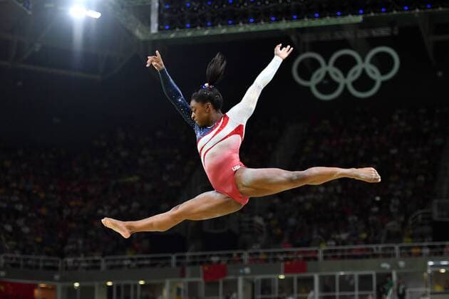 American gymnast Simone Biles competes on the balance beam during the Women s Artistic Gymnastics finals of the 2016 Rio Summer Olympics in Rio de Janeiro, Brazil, August 9, 2016. China, Russia and the United States are expected to battle for the gold medal.  OLY20160809433 KEVINxDIETSCH
