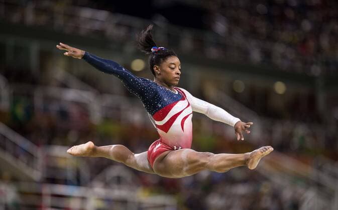 Olympics 2016 Artistic Gymnastics RIO DE JANEIRO, RJ - 09.08.2016: OLYMPICS 2016 ARTISTIC GYMNASTICS - The North American gymnast Biles Simone during the final of the artistic gymnastics Rio 2016 Olympic Games Olympische Spiele Olympia OS held in Rio Olympic Arena. NOT AVAILABLE FOR LICENSING IN CHINA (Photo: Marcelo Machado de Melo Fotoarena) x1176054x  MarceloxMachadoxdexMelo