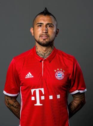 FUSSBALL 1. BUNDESLIGA SAISON 2016 2017 10.08.2016 Fototermin beim FC Bayern Muenchen: Arturo Vidal