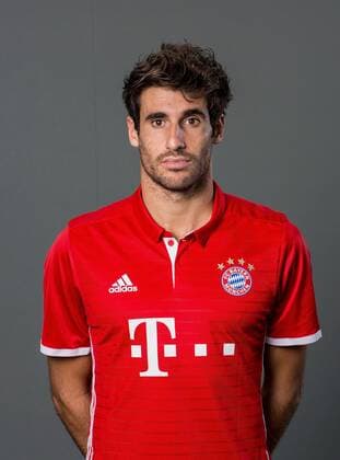 FUSSBALL 1. BUNDESLIGA SAISON 2016 2017 10.08.2016 Fototermin beim FC Bayern Muenchen: Javi Martinez